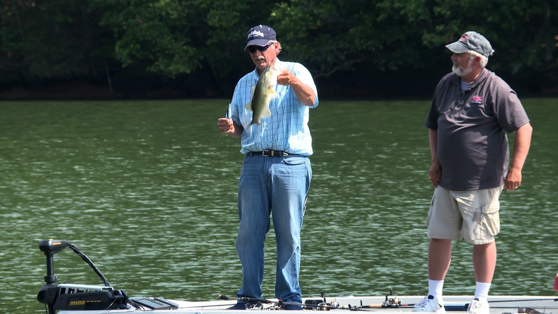 Hank Parker Fishing - Lake Monticello